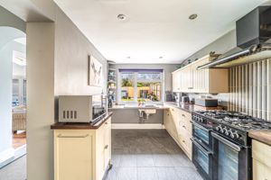 Photo 21- click for photo gallery